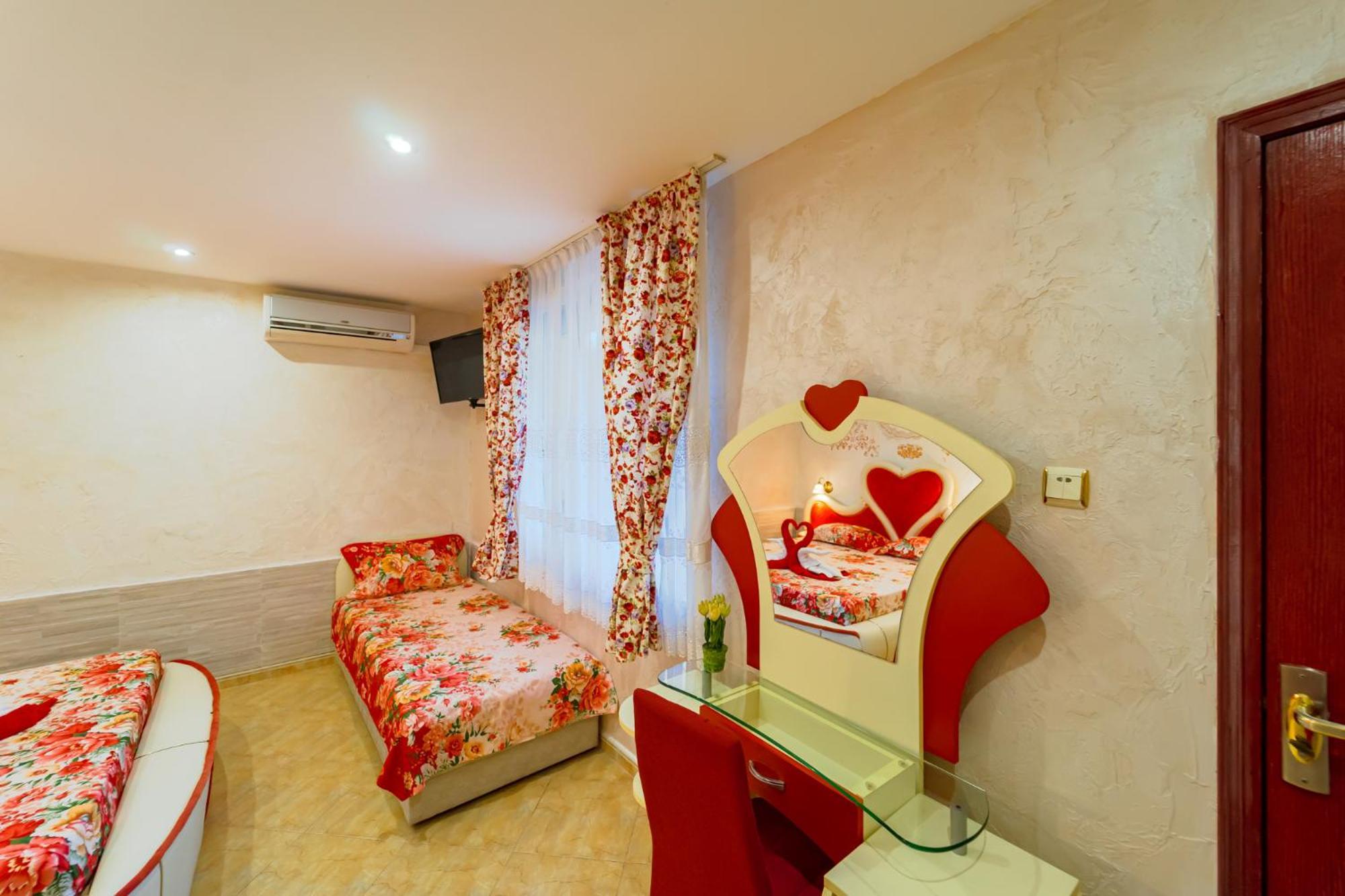 Boutique Guest House 'Sofia' ネセバル エクステリア 写真