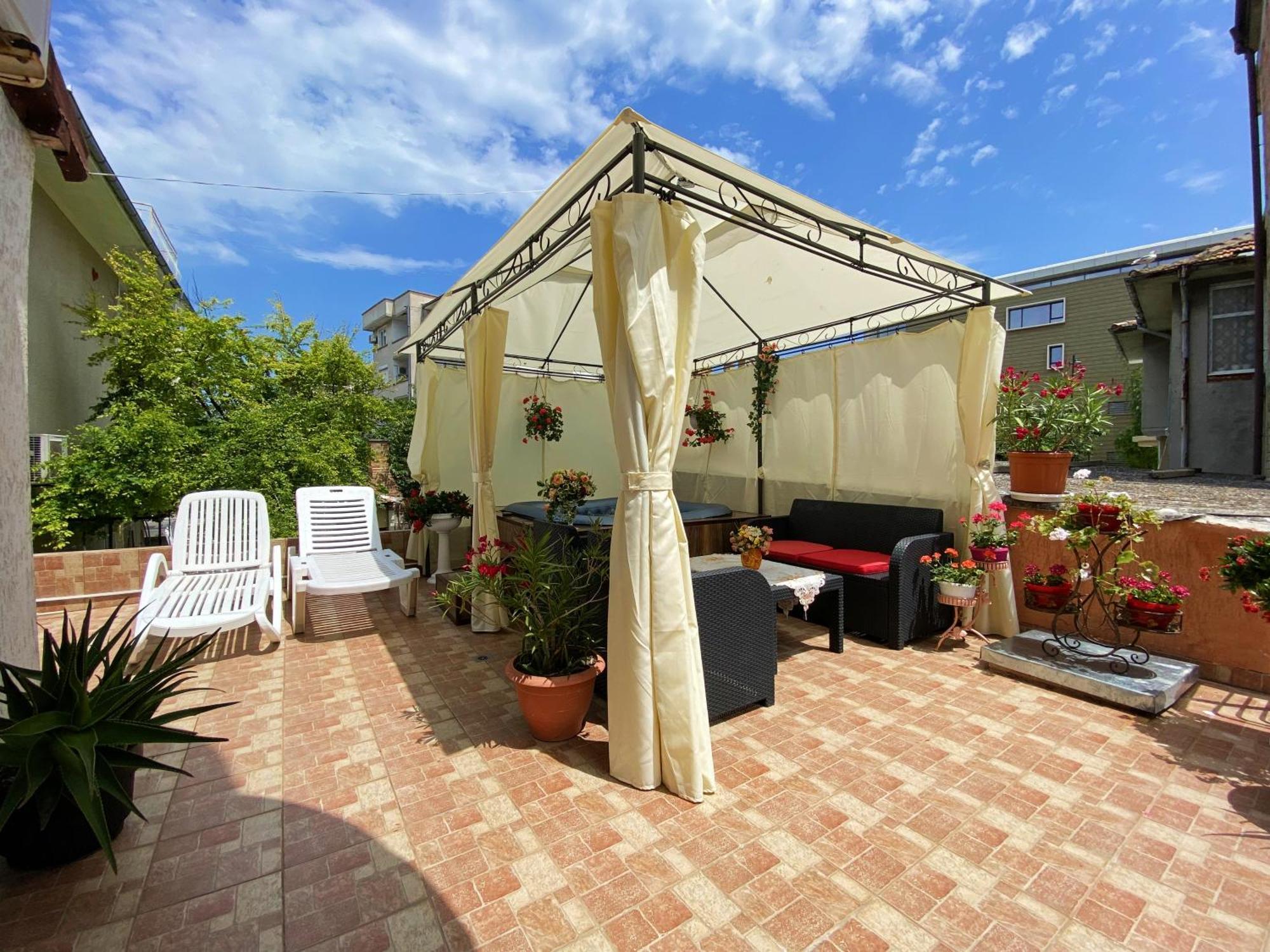 Boutique Guest House 'Sofia' ネセバル エクステリア 写真